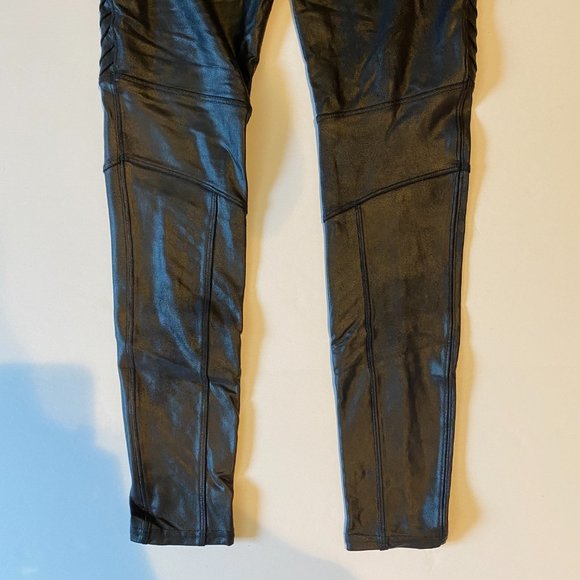 Spanx Faux Leather Moto Leggings - Very Black - Medium (regular) - Picture 7 of 9